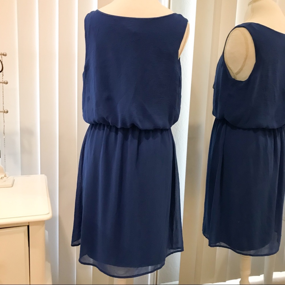 Blue Chiffon Ruffled Sleeveless Cinch Waist Dress - Picture 2 of 10